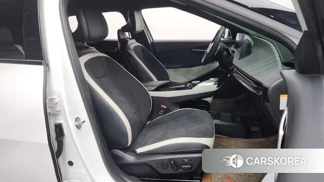 Kia EV6 2022 Белый из Кореи, фото 2