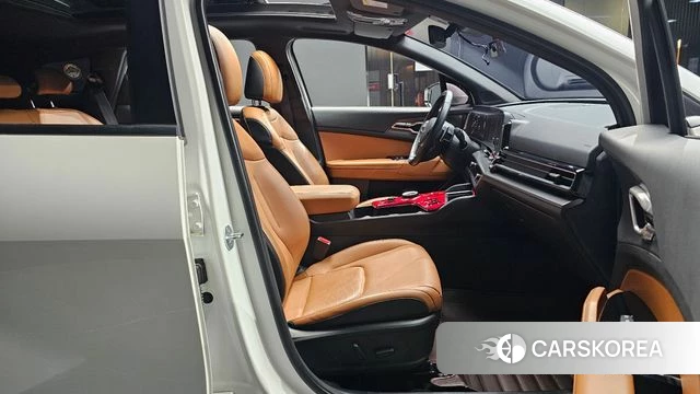 Kia Sportage 5th Generation 2023 Белый из Кореи, фото 2