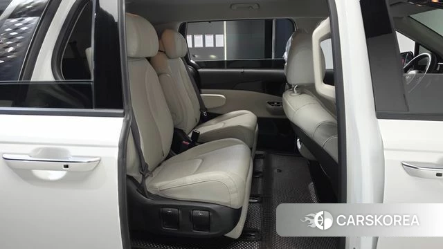 Kia Carnival 4th generation 2023 Белый из Кореи, фото 2