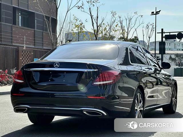 Mercedes-Benz E-class PHEV id 4212680 из Китая 2