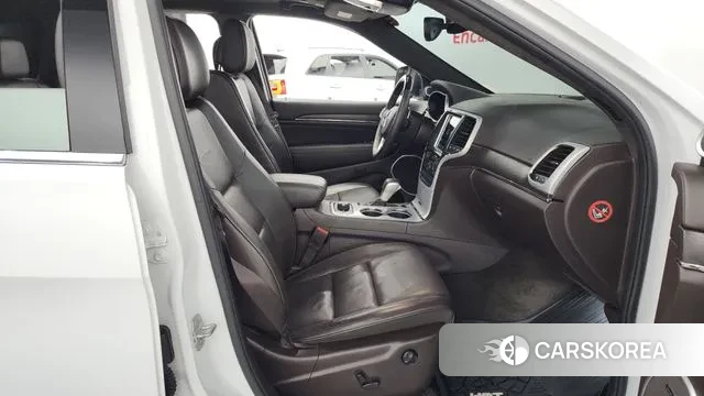 Jeep Grand Cherokee 2018 Белый из Кореи, фото 2