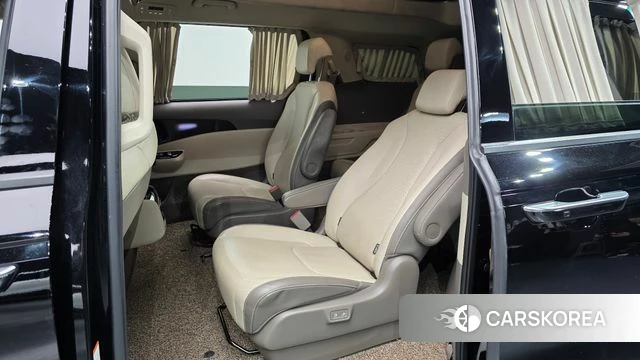 Kia Carnival 4th generation 2022 Черный из Кореи, фото 2