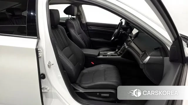 Honda Accord 10th Generation 2018 Белый из Кореи, фото 2