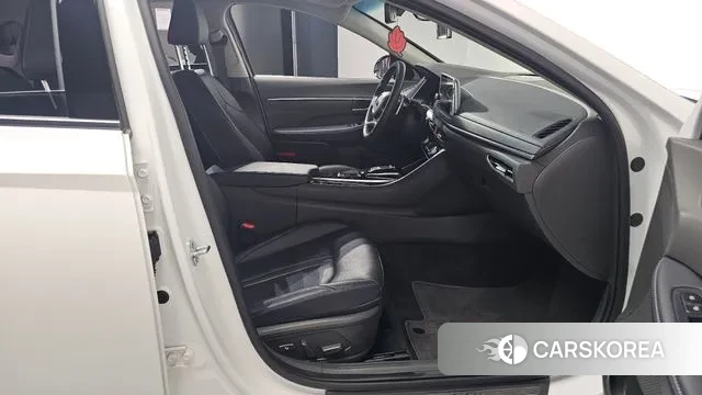 Hyundai Sonata (DN8) 2022 Белый из Кореи, фото 2