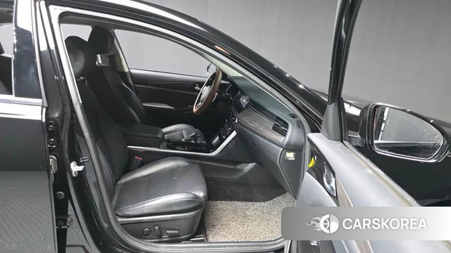 Kia K7 Premier 2019 Черный из Кореи, фото 2