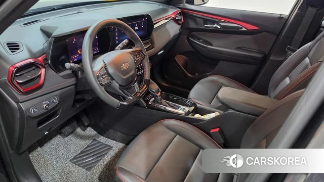 Chevrolet (GM Daewoo) The New Trail Blazer 2024 Черный из Кореи, фото 2