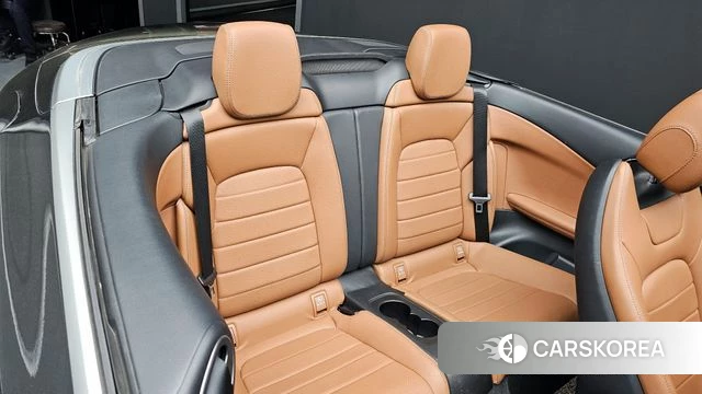 Mercedes-Benz C-Class W205 2019 Черный из Кореи, фото 2