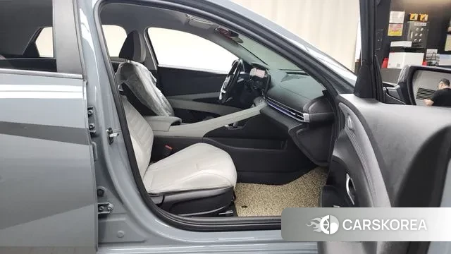 Hyundai Avante Hybrid (CN7) 2020 Серый из Кореи, фото 2