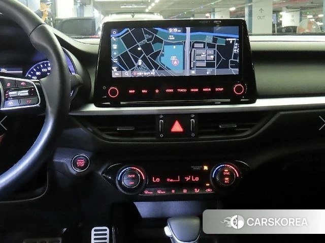 Kia The New K3 2nd generation 2023 Белый из Кореи, фото 2