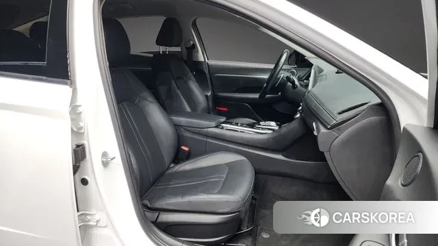 Hyundai Sonata (DN8) 2022 Белый из Кореи, фото 2