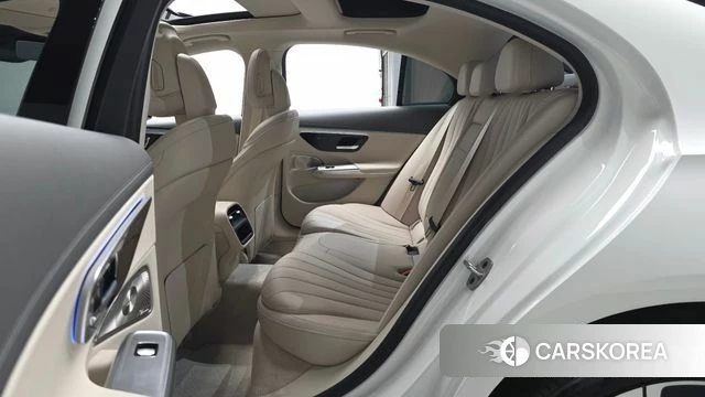 Mercedes-Benz E-Class W214 2024 Белый из Кореи, фото 2