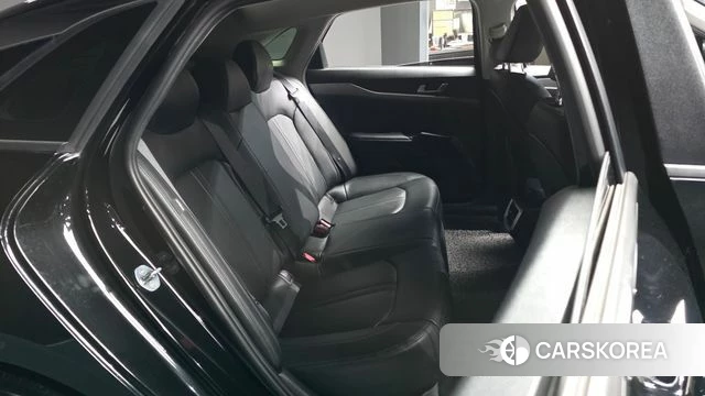 Kia K5 3rd generation 2021 Черный из Кореи, фото 2