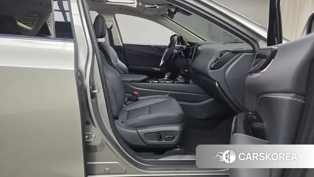 Lexus NX350h Second generation 2025 Серебристо-серый из Кореи, фото 2