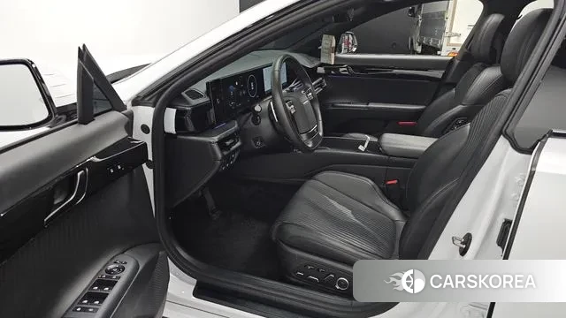 Hyundai Grandeur Hybrid (GN7) 2023 Белый из Кореи, фото 2