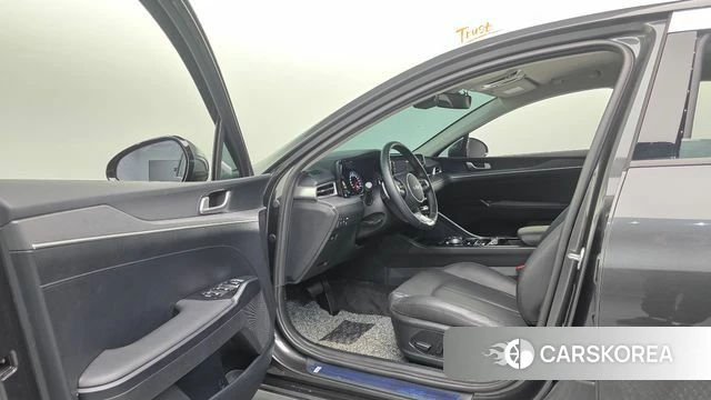 Kia K5 3rd generation 2023 Серый из Кореи, фото 2