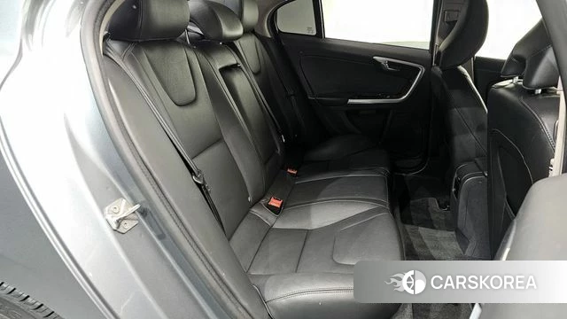 Volvo S60 2018 Серый из Кореи, фото 2