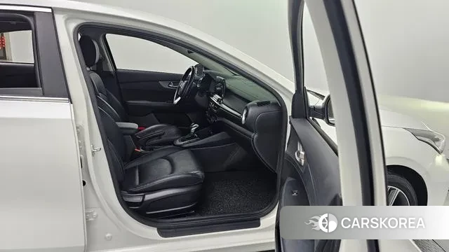 Kia Come New K3 2018 Белый из Кореи, фото 2