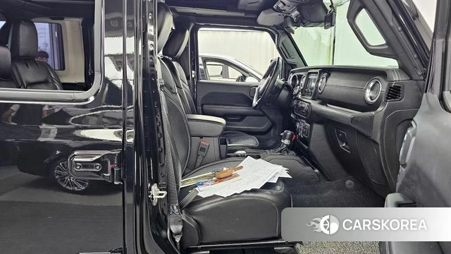 Jeep Wrangler (JL) 2023 Черный из Кореи, фото 2