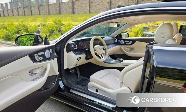 Mercedes-Benz E-Class W213 2019 Черный из Кореи, фото 2