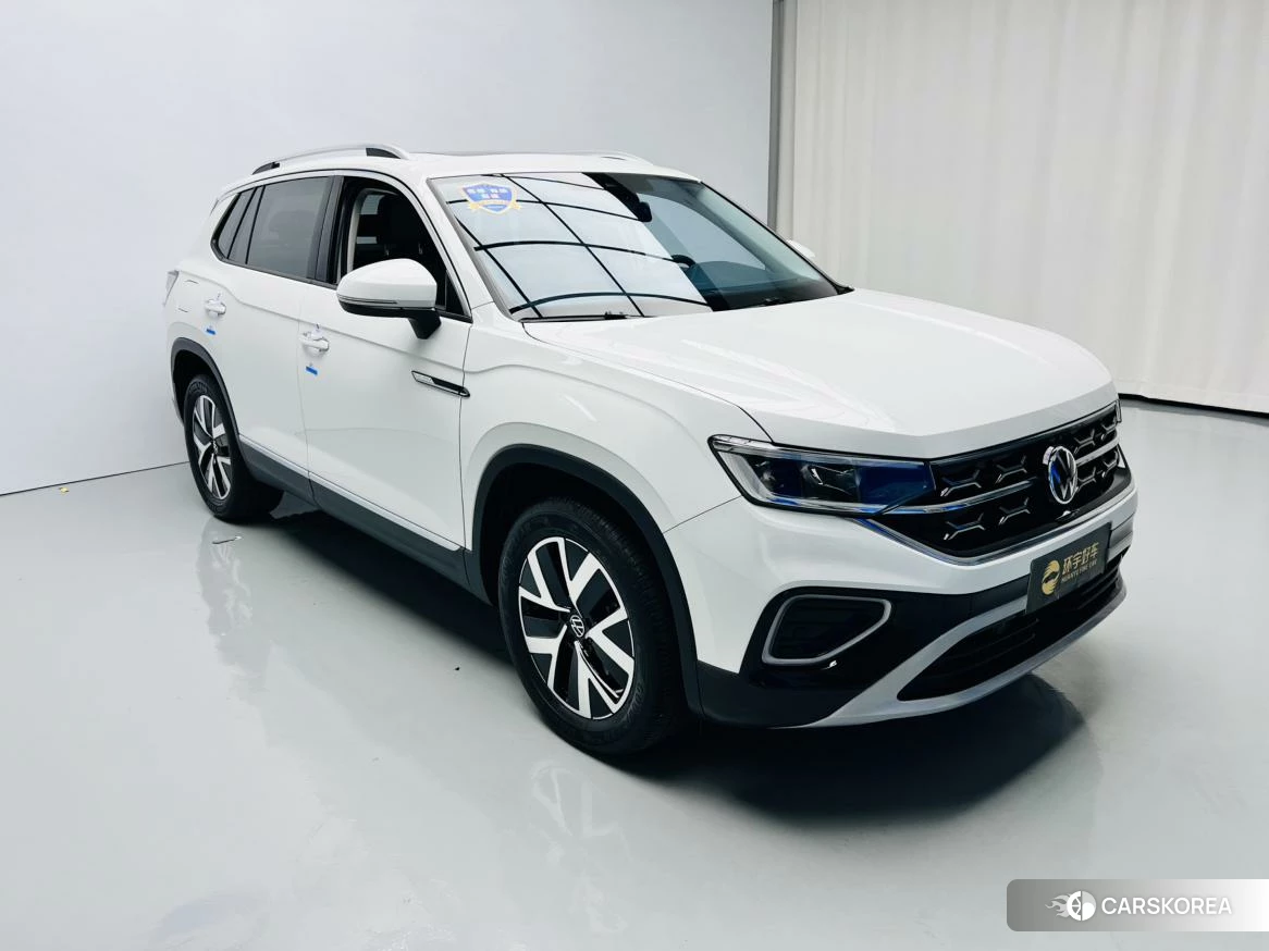 Volkswagen Tanyue 2022 Белый из Китая, фото 2