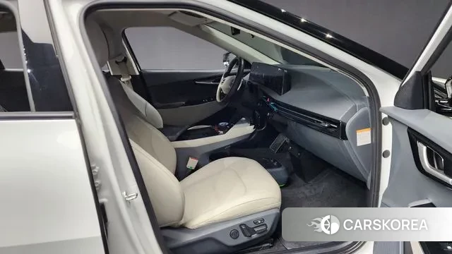 Kia EV6 2022 Белый из Кореи, фото 2