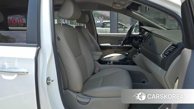 Kia All New Carnival 2018 Белый из Кореи, фото 2