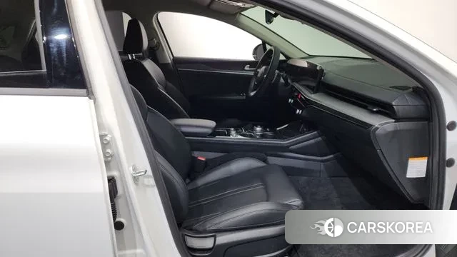 Kia The New K5 Hybrid 3rd generation 2024 Белый из Кореи, фото 2