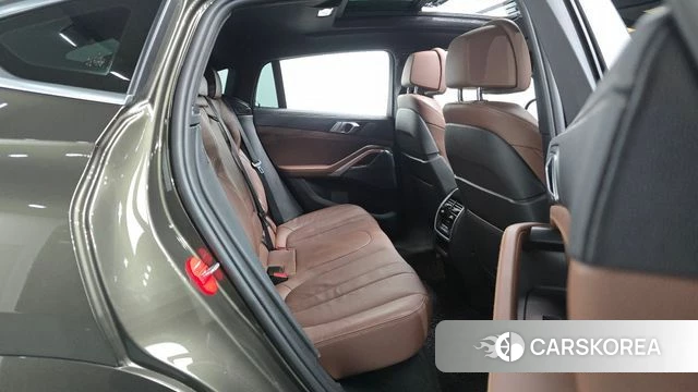BMW X6 (G06) 2021 Коричневый из Кореи, фото 2