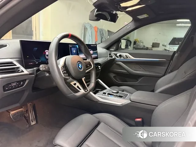 BMW i4 2025 Белый из Кореи, фото 2