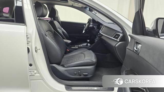 Kia The New K5 2nd generation 2018 Белый из Кореи, фото 2