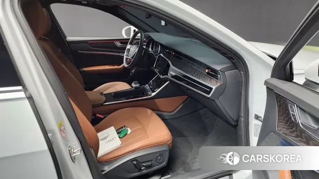 Audi A6 (C8) 2022 Белый из Кореи, фото 2