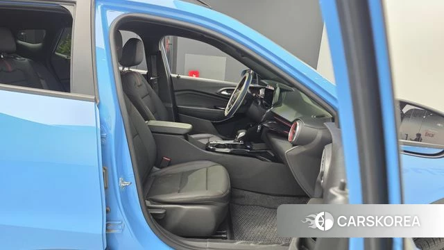 Chevrolet (GM Daewoo) Trax Crossover 2023 Синий из Кореи, фото 2