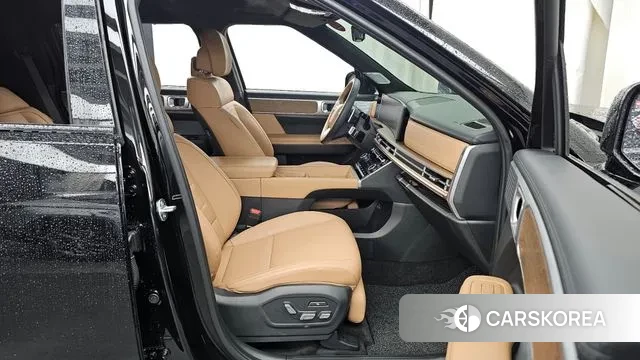 Hyundai Santa Fe (MX5) 2024 Черный из Кореи, фото 2