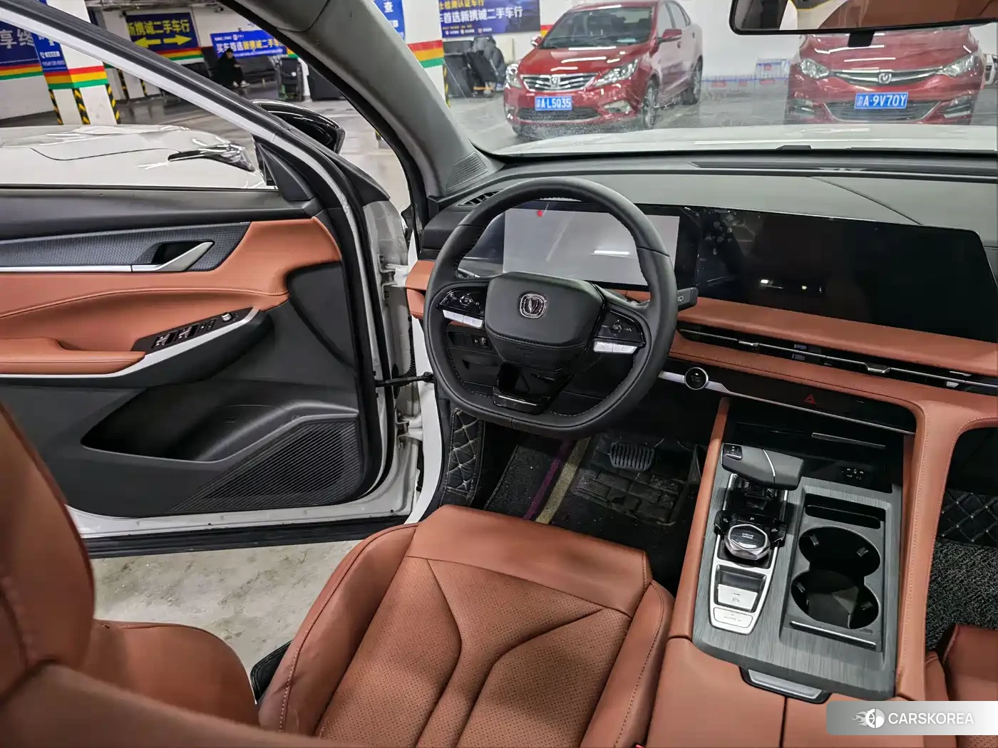 Chang'an Changan CS75PLUS 2024 Белый из Китая, фото 2