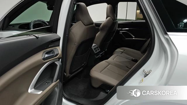 Audi Q5 (80A) 2025 Белый из Кореи, фото 2