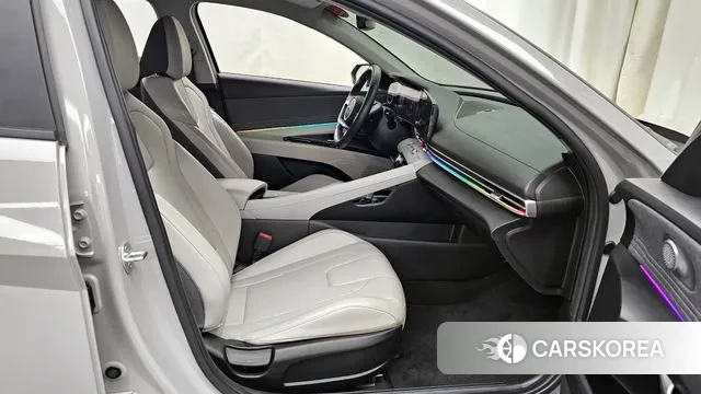 Hyundai Avante (CN7) 2020 Серебристо-серый из Кореи, фото 2