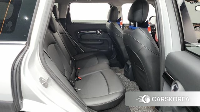 Mini Cooper Clubman 2021 Серебряный из Кореи, фото 2