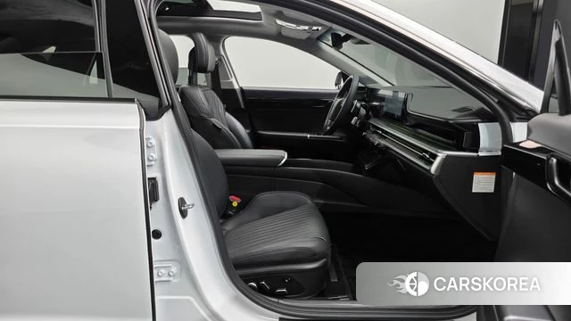 Hyundai Grandeur Hybrid (GN7) 2025 Белый из Кореи, фото 2
