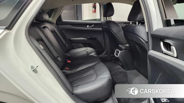 Kia The New K5 3rd generation 2024 Белый из Кореи, фото 2