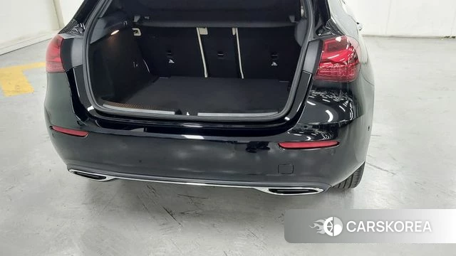 Mercedes-Benz A-Class W177 2025 Черный из Кореи, фото 2