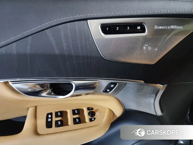 Volvo XC90 second Generation 2024 Серый из Кореи, фото 2