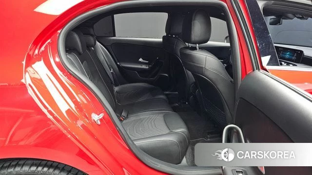 Mercedes-Benz A-Class W177 2019 Красный из Кореи, фото 2