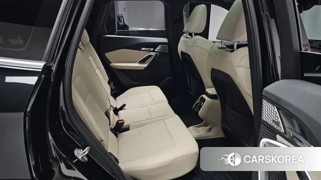 BMW X1 (U11) 2023 Черный из Кореи, фото 2