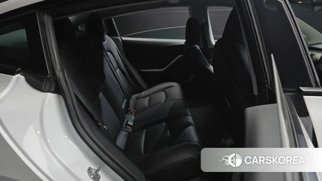 Tesla Model 3 2022 Белый из Кореи, фото 2
