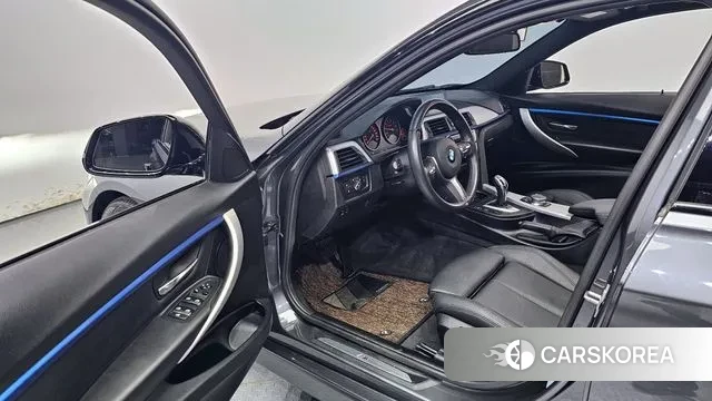 BMW 3 Series (F30) 2018 Серый из Кореи, фото 2