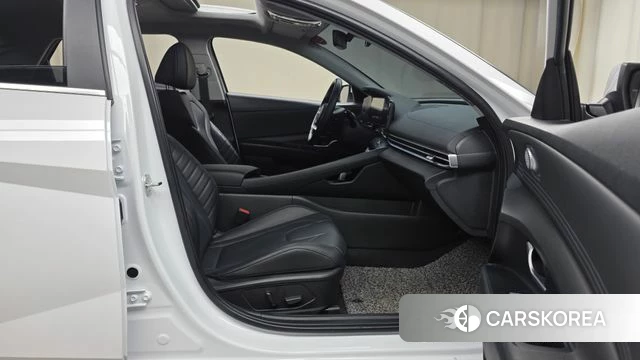 Hyundai Avante (CN7) 2023 Белый из Кореи, фото 2