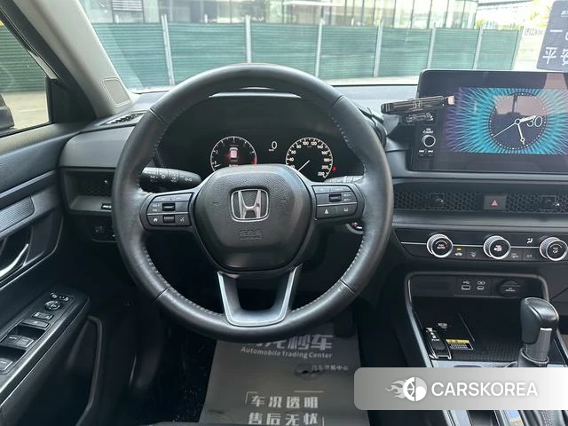 Honda CR-V 2023 Черный из Китая, фото 2