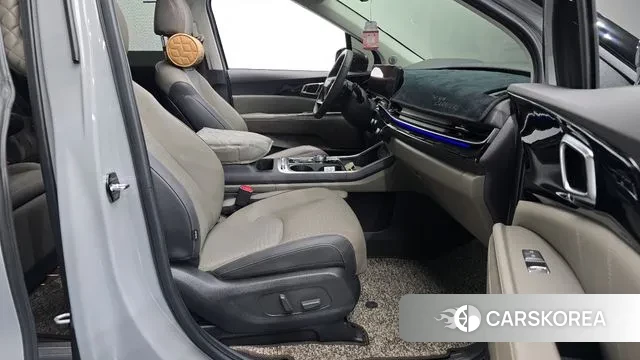 Kia The New Carnival 4th Generation 2024 Серебристо-серый из Кореи, фото 2