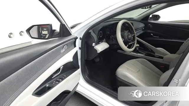 Hyundai Avante (CN7) 2022 Белый из Кореи, фото 2