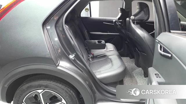 Kia Di Ol Nu Niro 2023 Серый из Кореи, фото 2